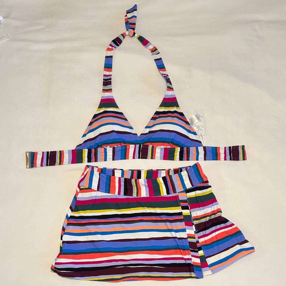 NWT Anne Cole 2 piece swimsuit size large. Gorgeous multi color with print.